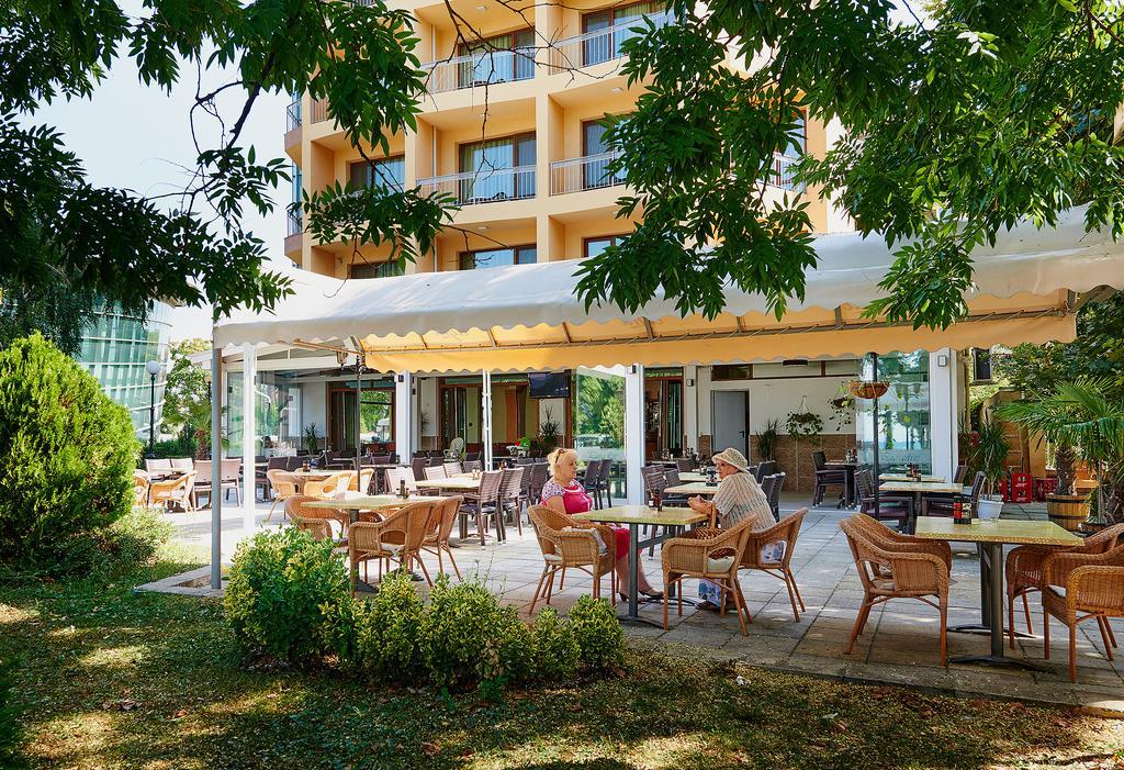 Paradise Hotel & Relax Center Поморие Экстерьер фото