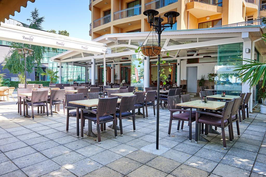 Paradise Hotel & Relax Center Поморие Экстерьер фото